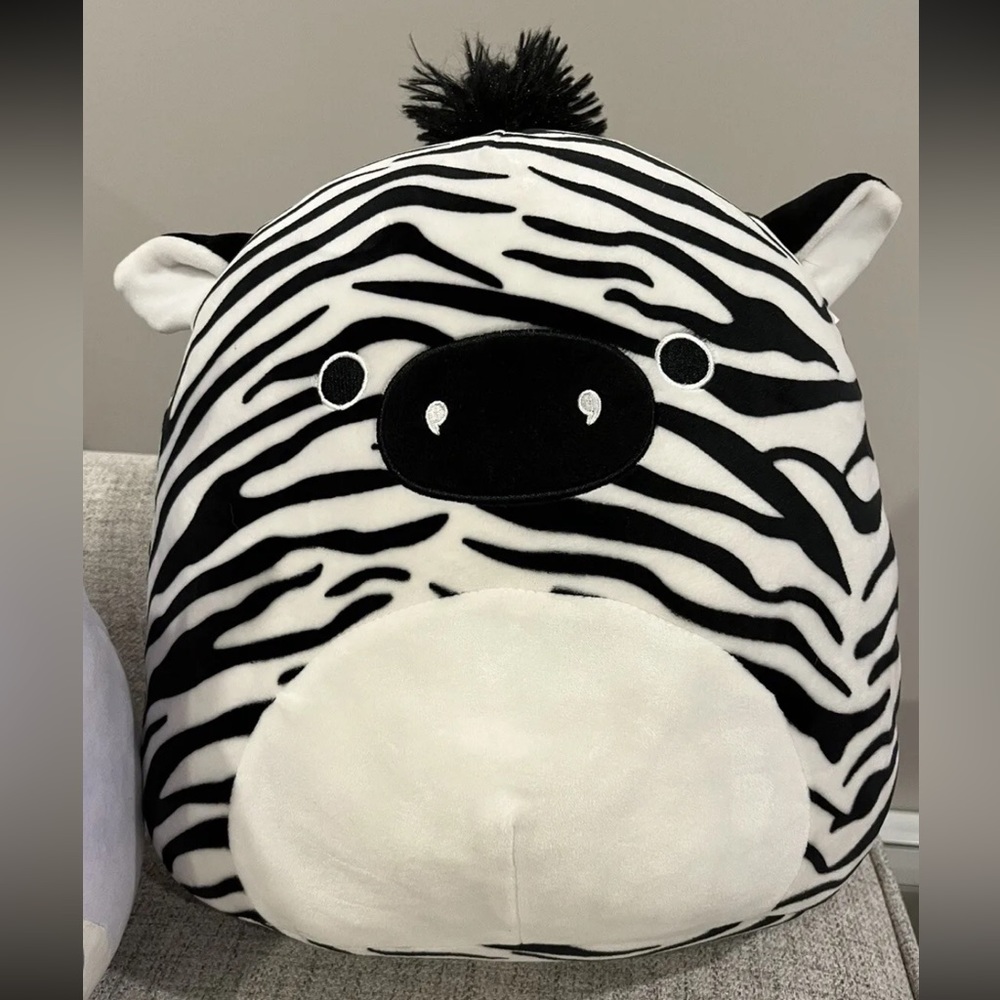 Squishmallow Freddie the Zebra
